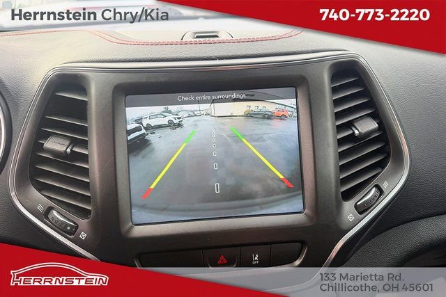 Used 2022 Jeep Cherokee Trailhawk w/ Premium Leather Package image 19