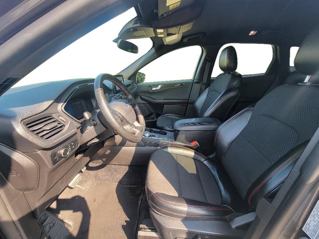 Used 2024 Ford Escape ST-Line FWD image 12