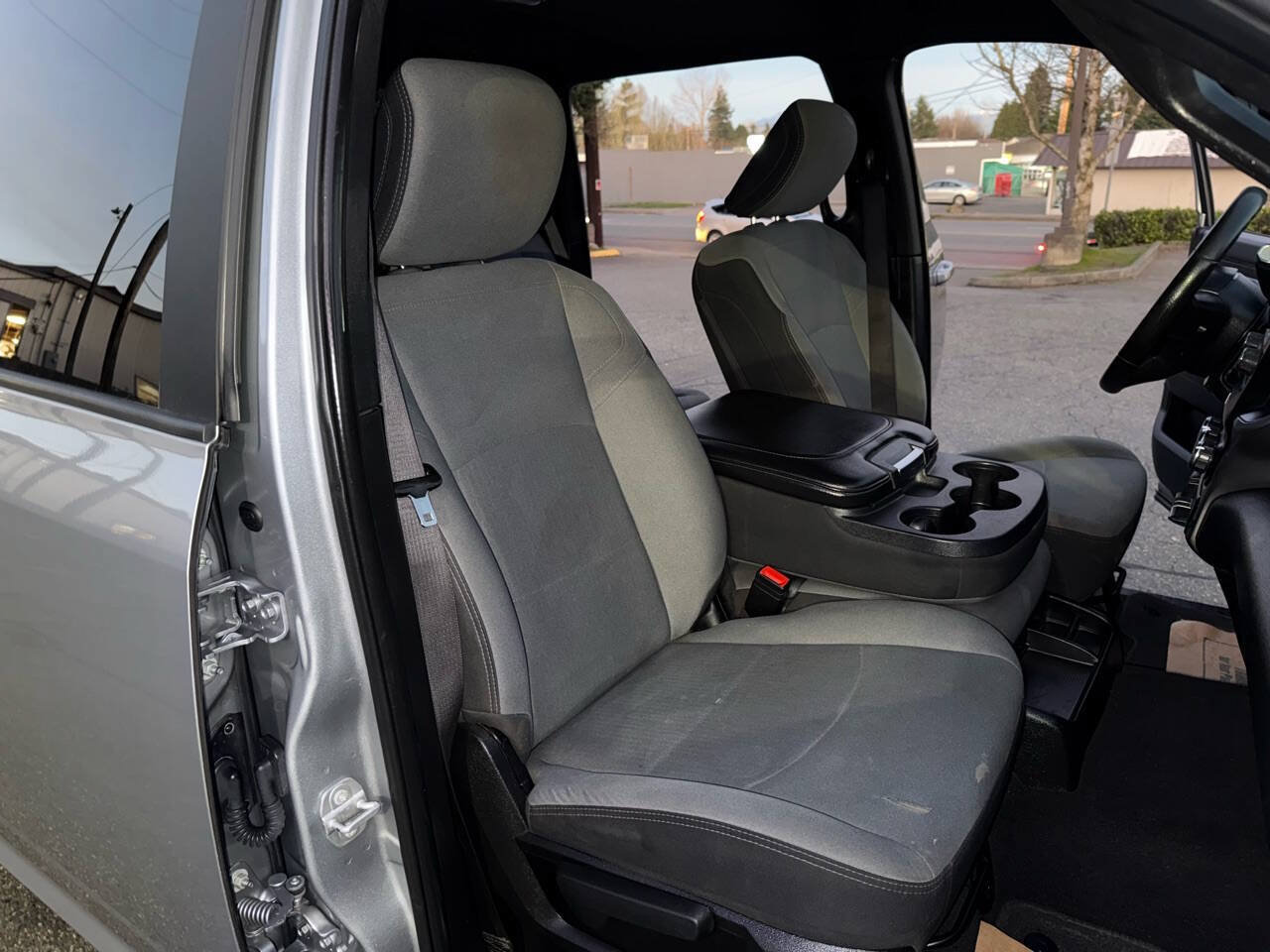 Used 2021 RAM 3500 Big Horn AWD/4WD image 18