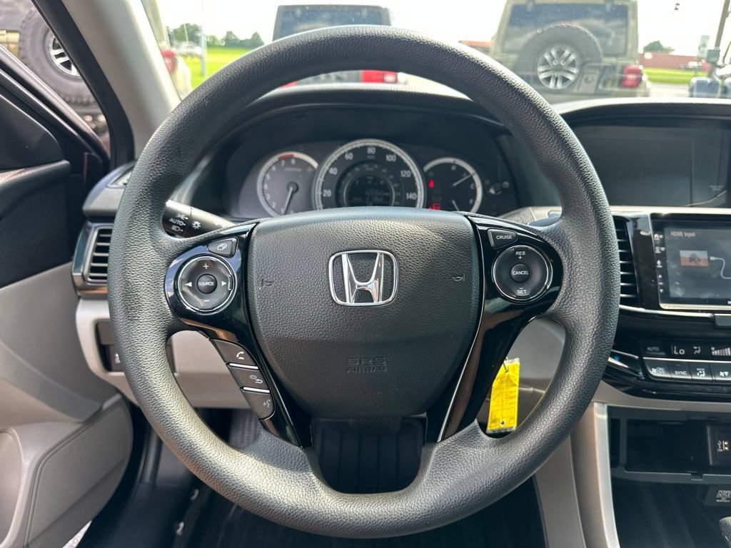 Used 2017 Honda Accord LX image 39