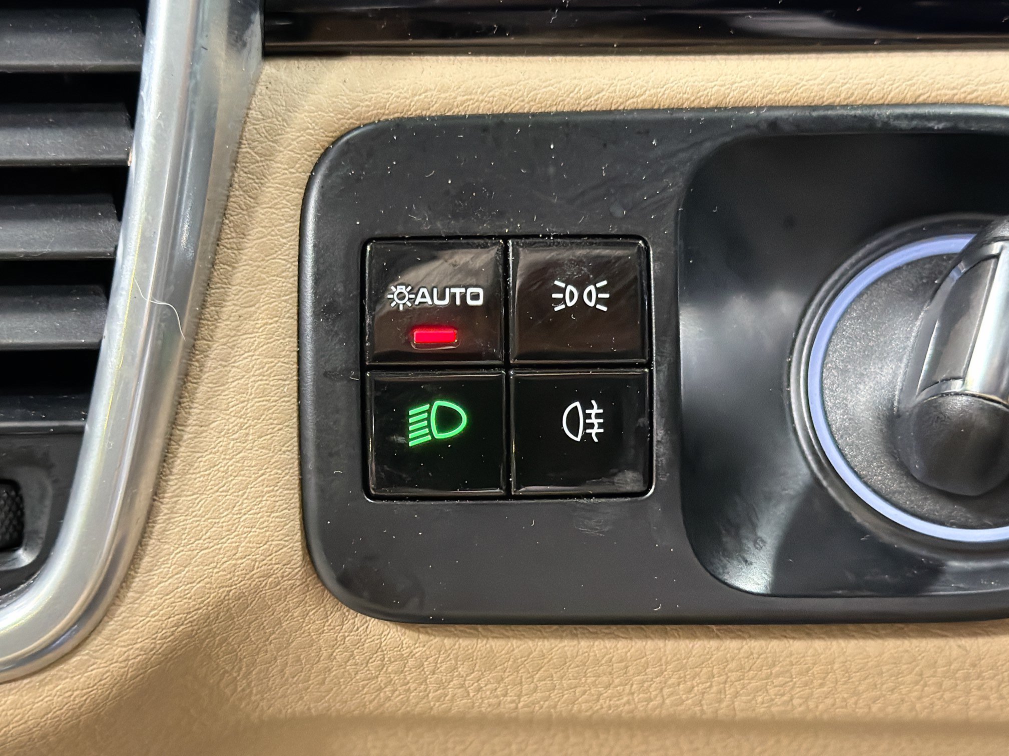 Certified 2020 Porsche Cayenne AWD/4WD image 34