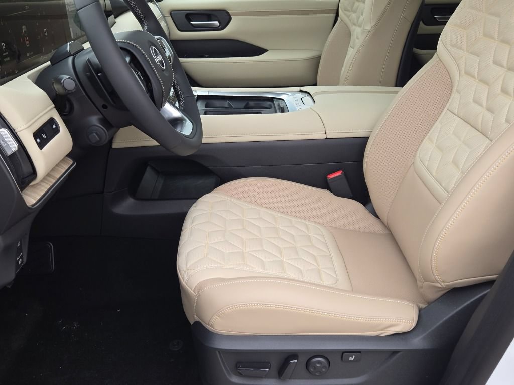 New 2026 Nissan Armada Platinum Reserve AWD/4WD image 30