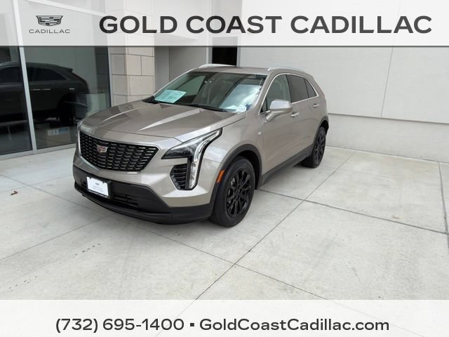 Certified 2023 Cadillac XT4 Luxury w/ Cold Weather Package AWD/4WD image 1