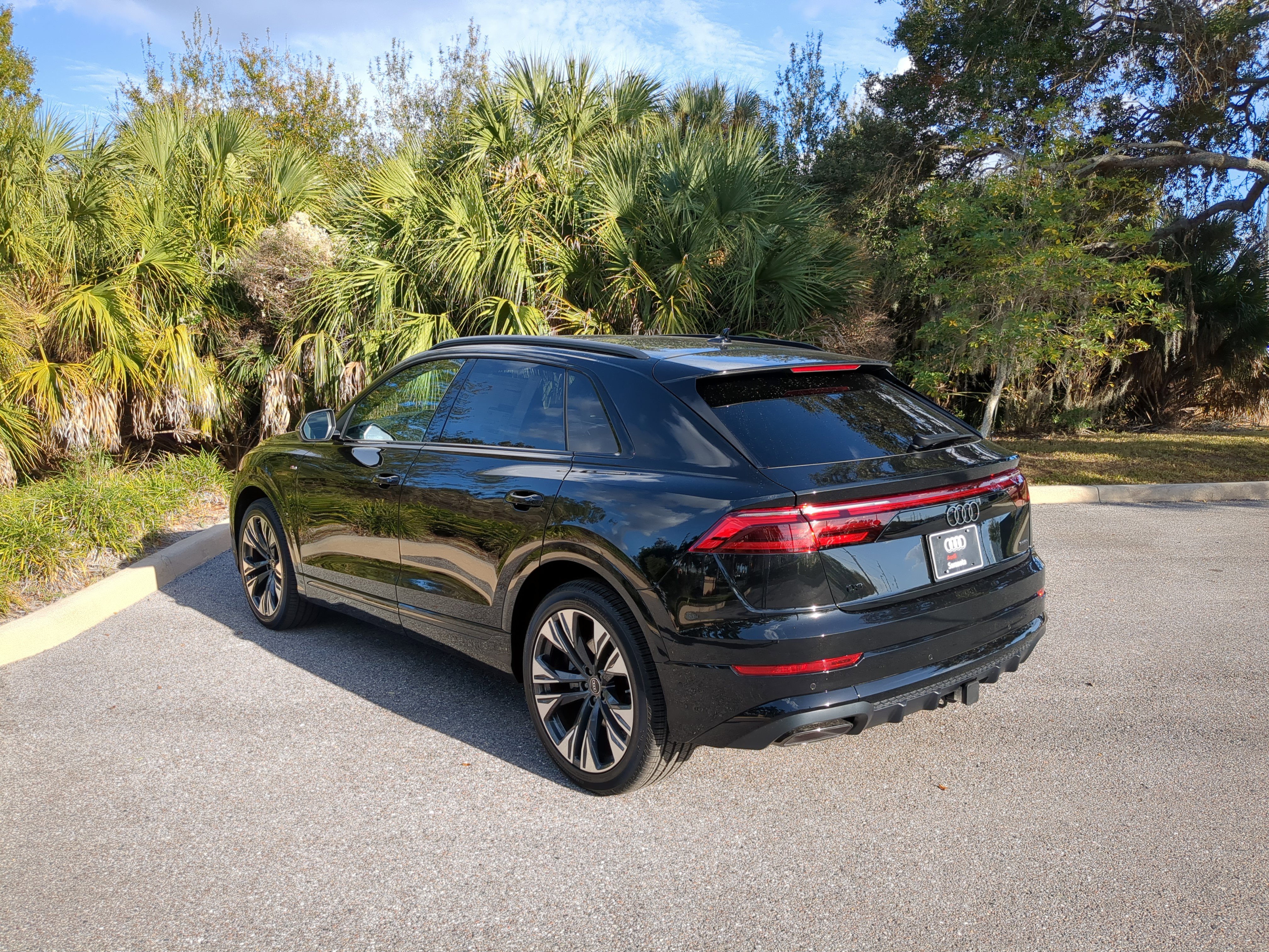 New 2026 Audi Q8 Premium Plus AWD/4WD image 6