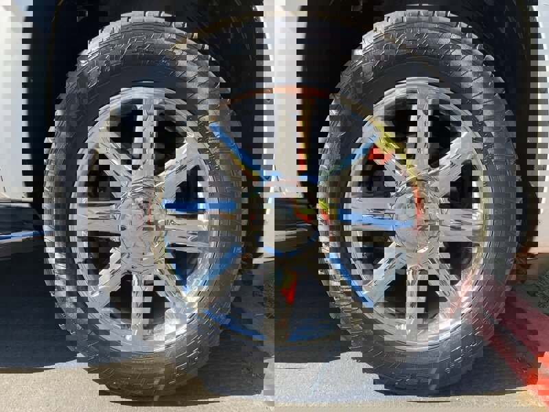 Used 2013 GMC Yukon Denali image 15