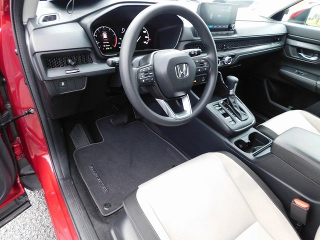 Used 2025 Honda CR-V LX image 13