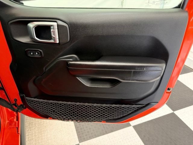 Used 2018 Jeep Wrangler Rubicon w/ Uconnect 4C Nav & Sound Group AWD/4WD image 25