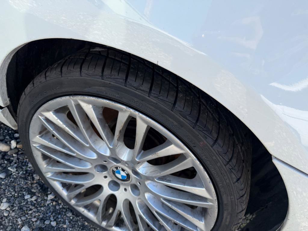 Used 2008 BMW 750i RWD image 24