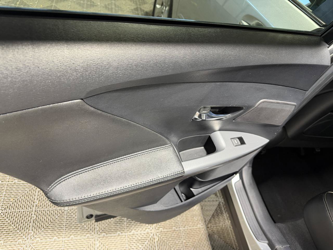 Used 2015 Toyota Venza Limited AWD/4WD image 20