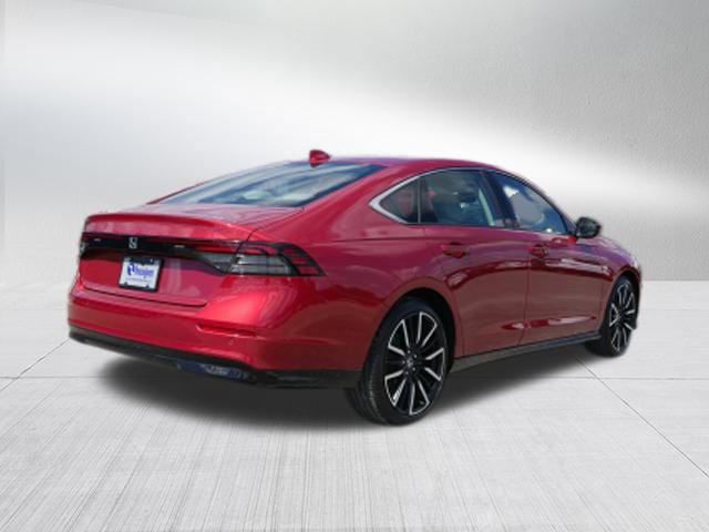 Used 2023 Honda Accord Touring image 3