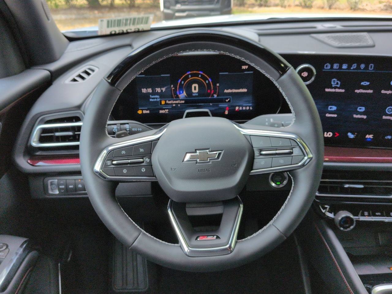 New 2026 Chevrolet Traverse Z71 w/ Enhanced Driving Package AWD/4WD image 13