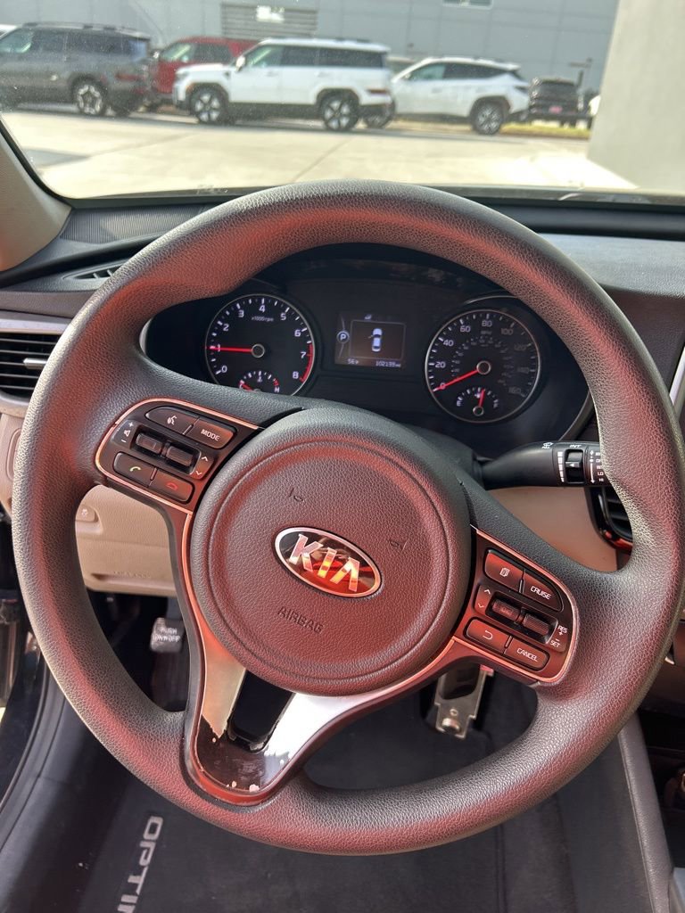 Used 2016 Kia Optima LX w/ LX Convenience Package image 10