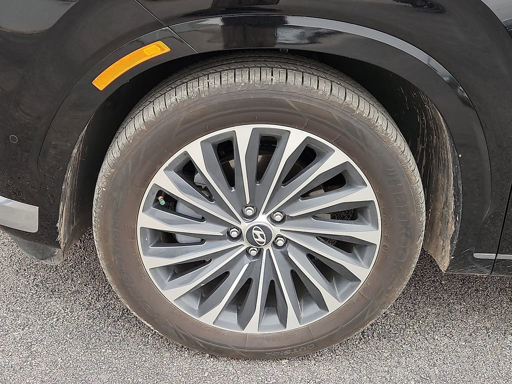 Used 2025 Hyundai Palisade Calligraphy image 13