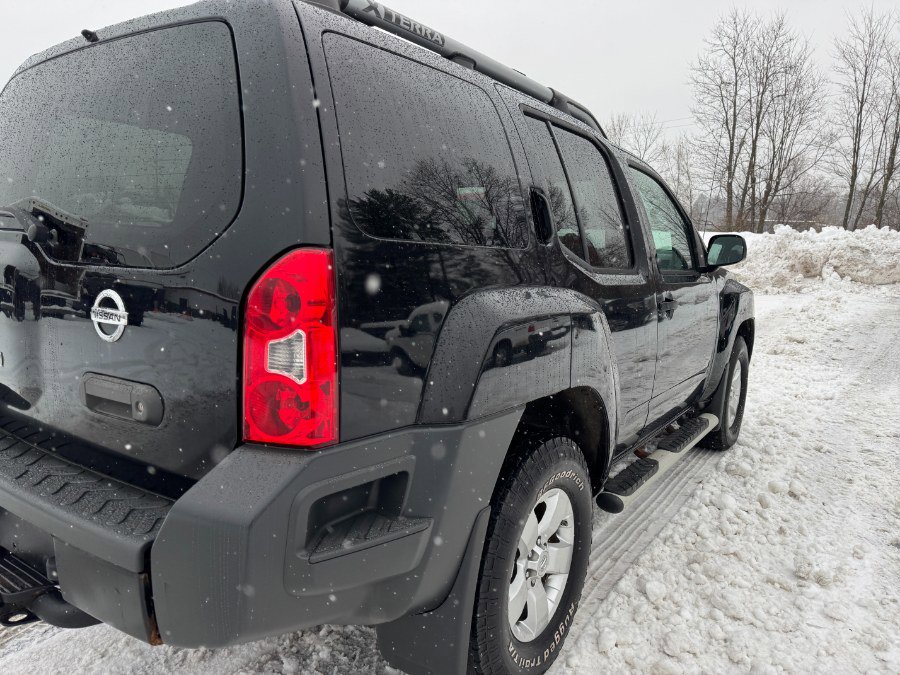 Used 2013 Nissan Xterra 4WD image 11
