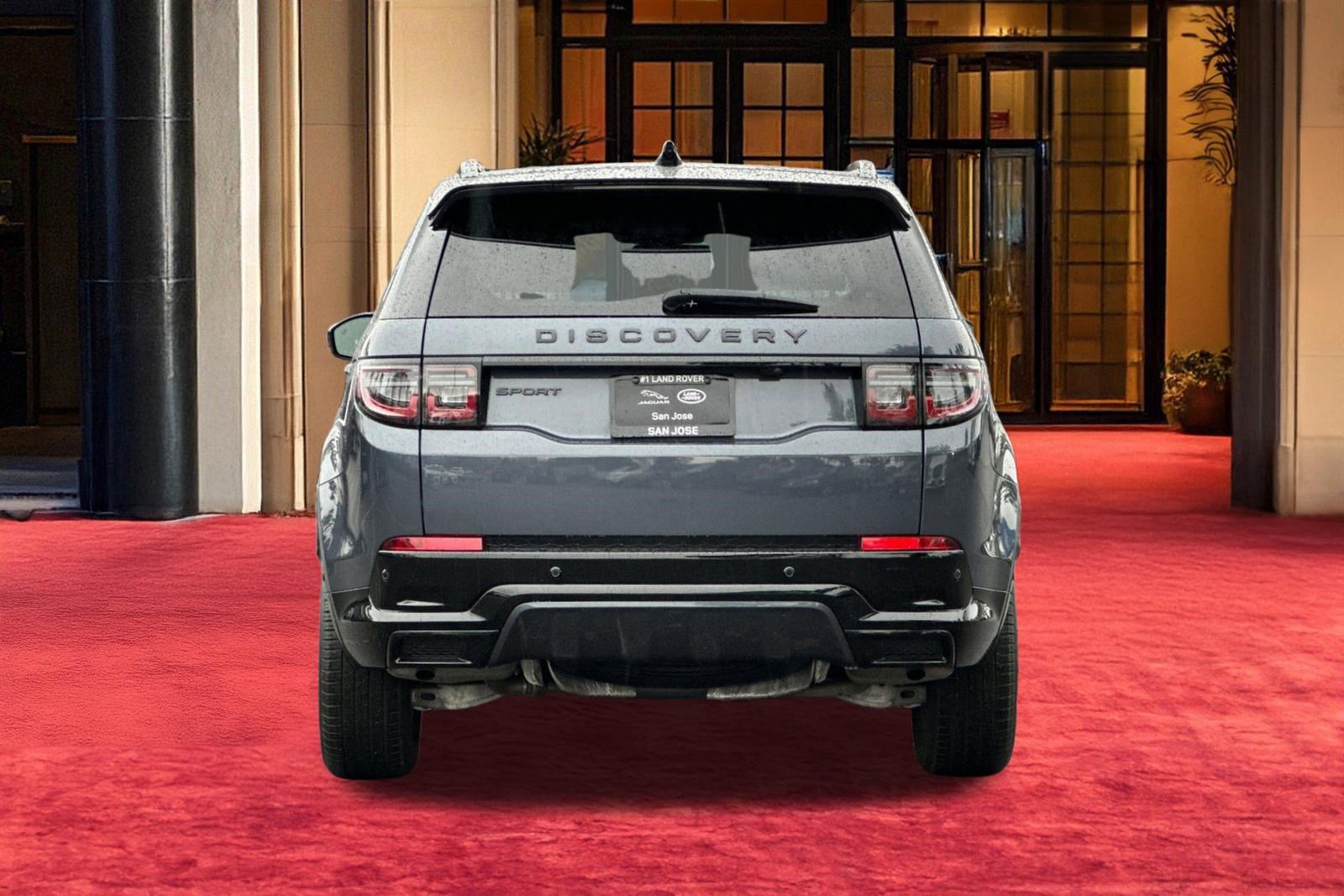 Certified 2025 Land Rover Discovery Sport Dynamic SE AWD/4WD image 10