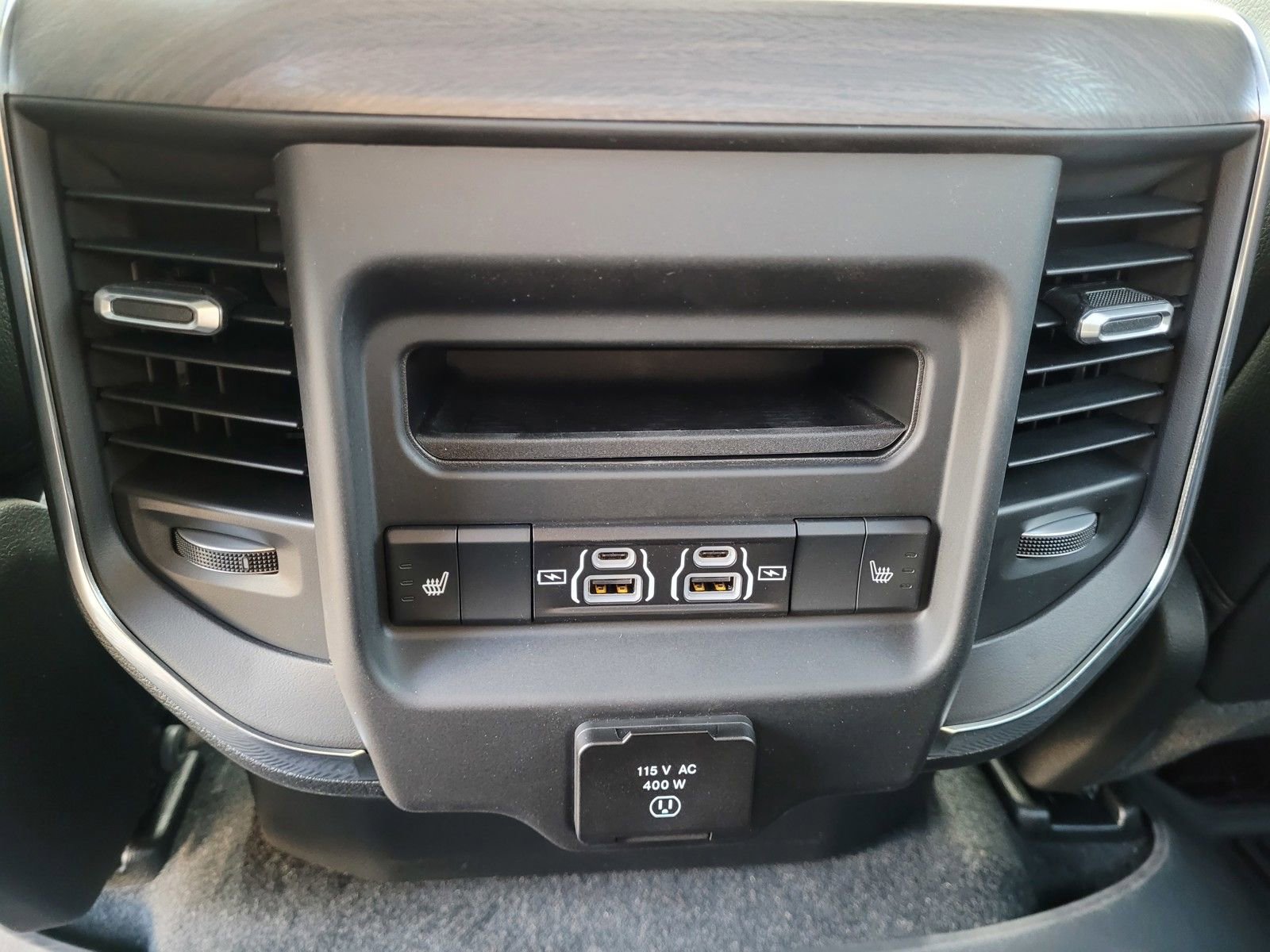 New 2025 RAM 1500 Laramie image 18