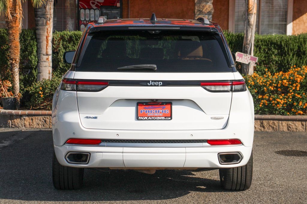 Used 2022 Jeep Grand Cherokee Summit AWD/4WD image 7