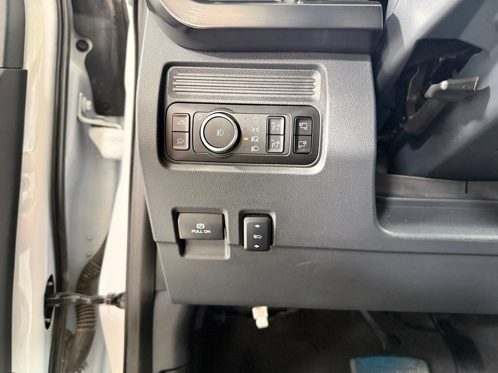 Used 2025 Ford F250 Lariat w/ Tremor Off-Road Package AWD/4WD image 11