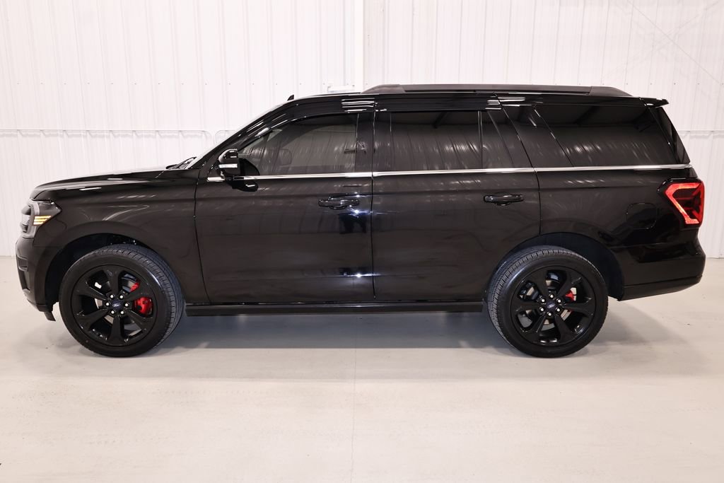 Certified 2024 Ford Expedition Limited AWD/4WD image 7