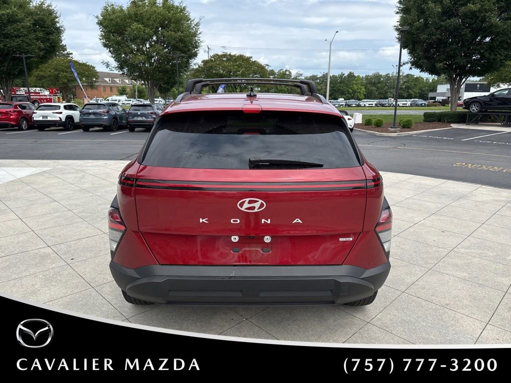 Used 2024 Hyundai Kona SEL AWD/4WD image 8