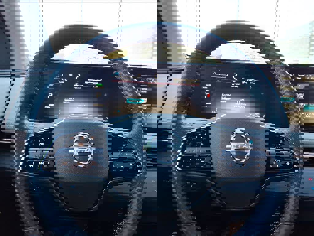 Certified 2023 Nissan Ariya FWD image 24