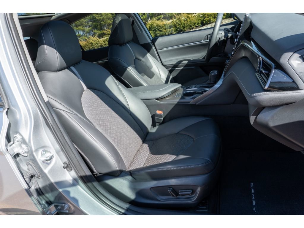 Used 2024 Toyota Camry XSE image 17