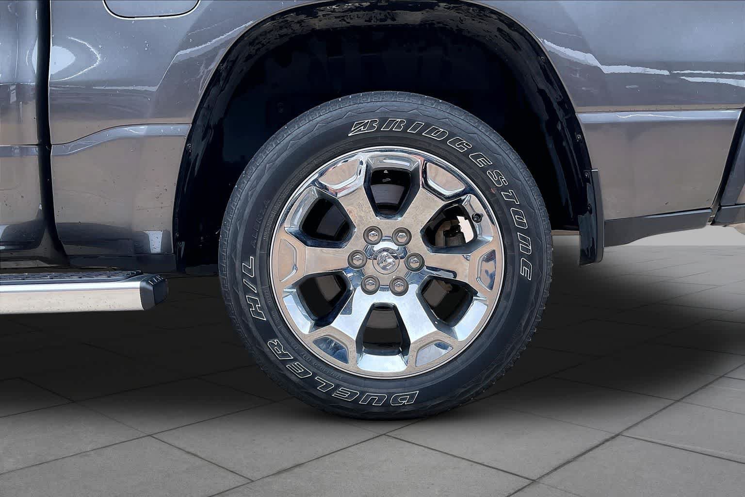 Used 2022 RAM 1500 Big Horn AWD/4WD image 12