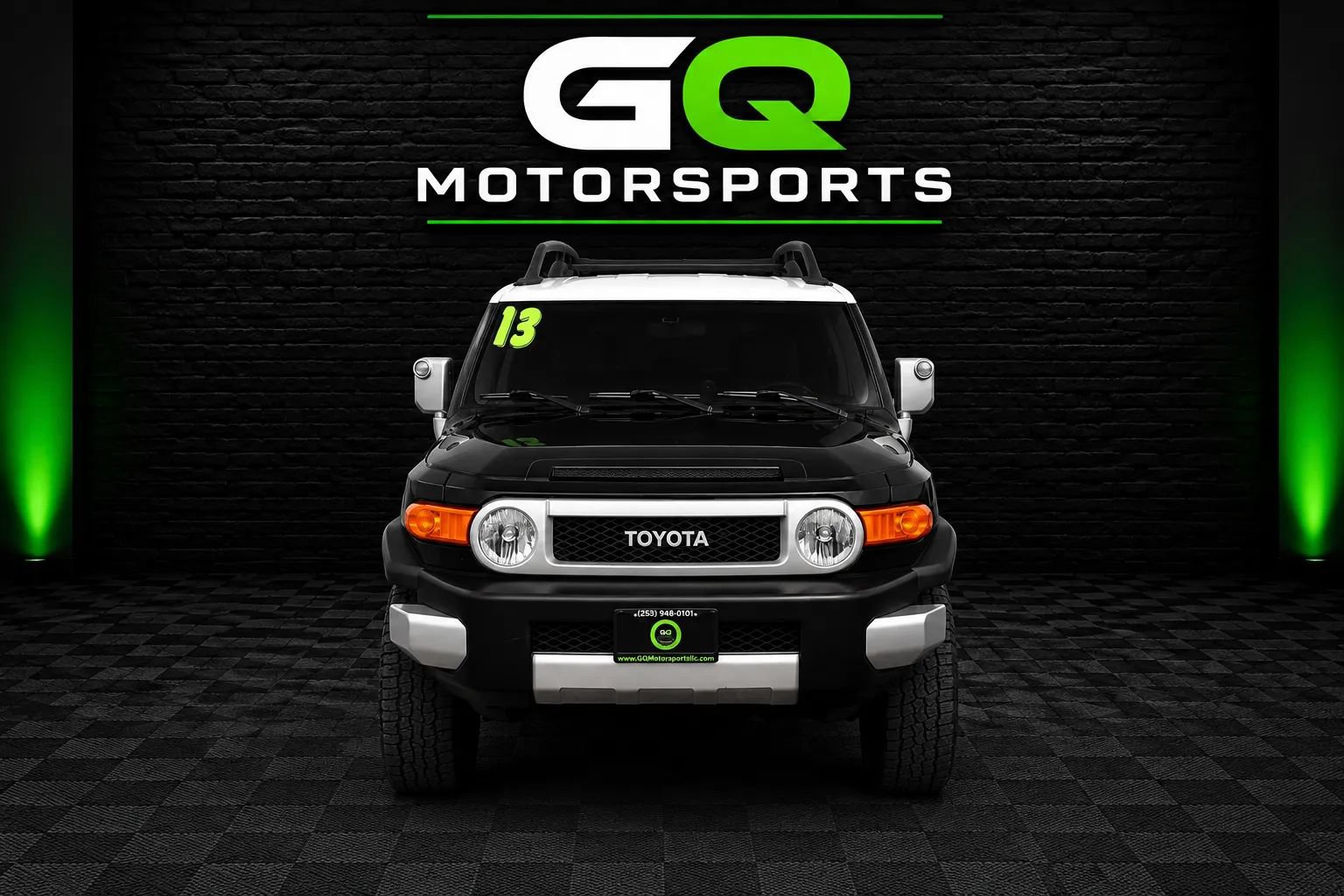 Used 2013 Toyota FJ Cruiser 4WD w/ Upgrade Pkg image 2