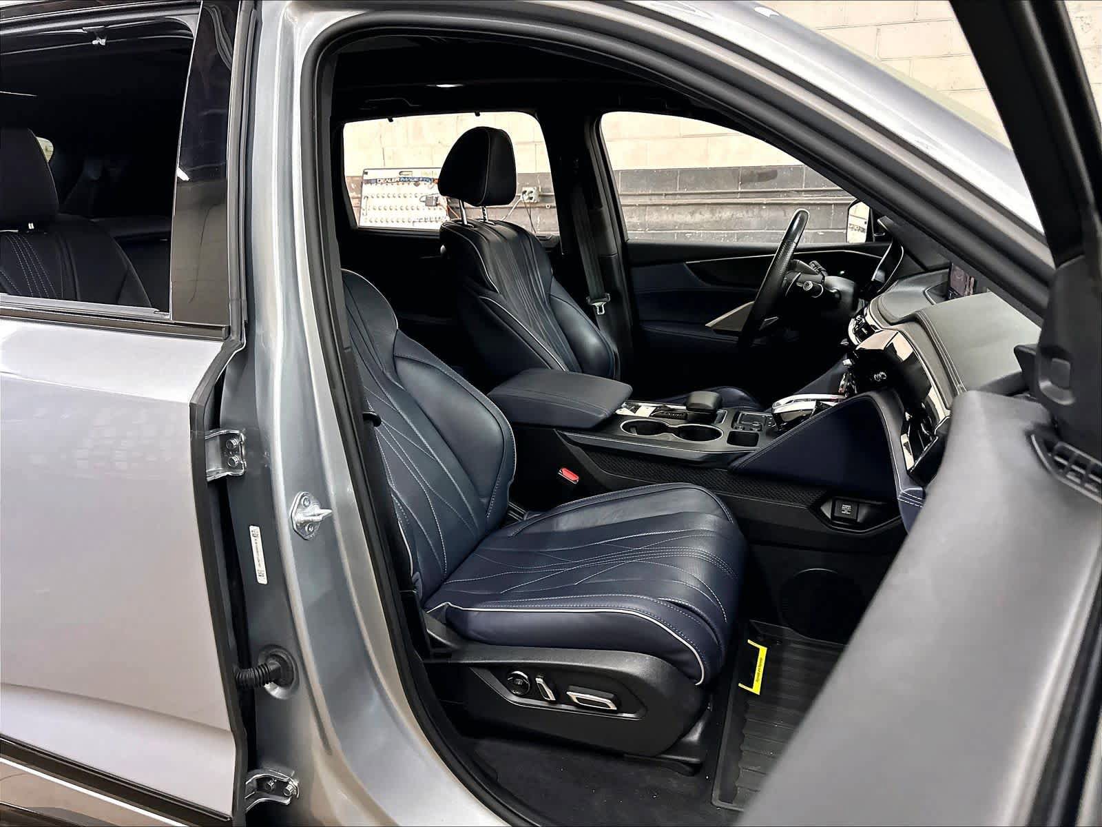 Used 2023 Acura MDX Type S AWD/4WD image 10