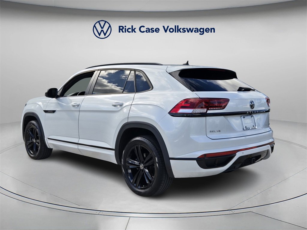 Certified 2022 Volkswagen Atlas Cross Sport SEL R-Line image 8
