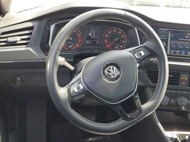 Used 2021 Volkswagen Jetta SE FWD image 11