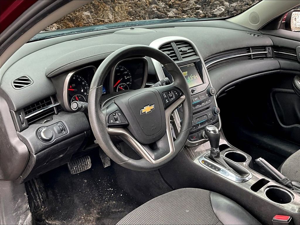 Used 2014 Chevrolet Malibu LT image 12