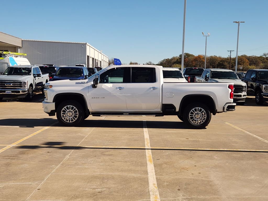 Used 2021 Chevrolet Silverado 2500 High Country image 4
