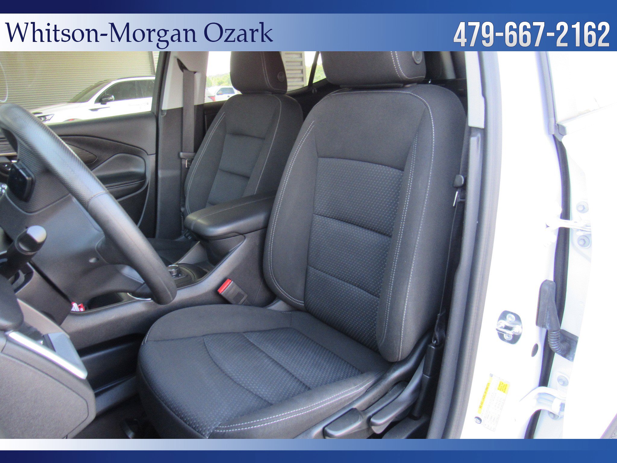 Used 2024 GMC Terrain SLE image 21