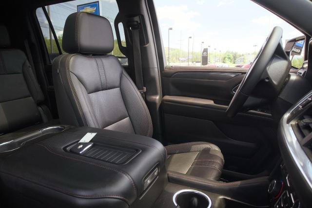 Used 2023 Chevrolet Suburban RST AWD/4WD image 26