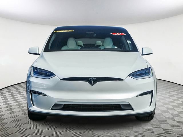 Used 2022 Tesla Model X image 3