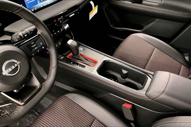New 2026 Nissan Kicks SR w/ SR Premium Package image 9