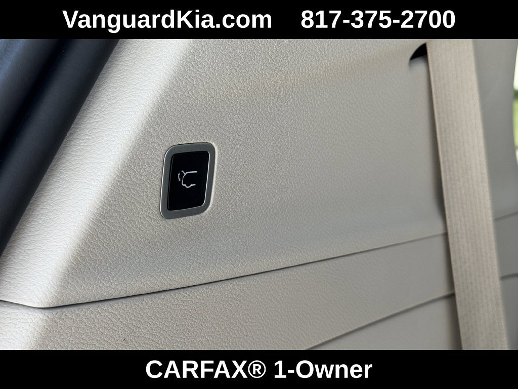 Used 2024 Chrysler Pacifica Touring-L FWD image 36