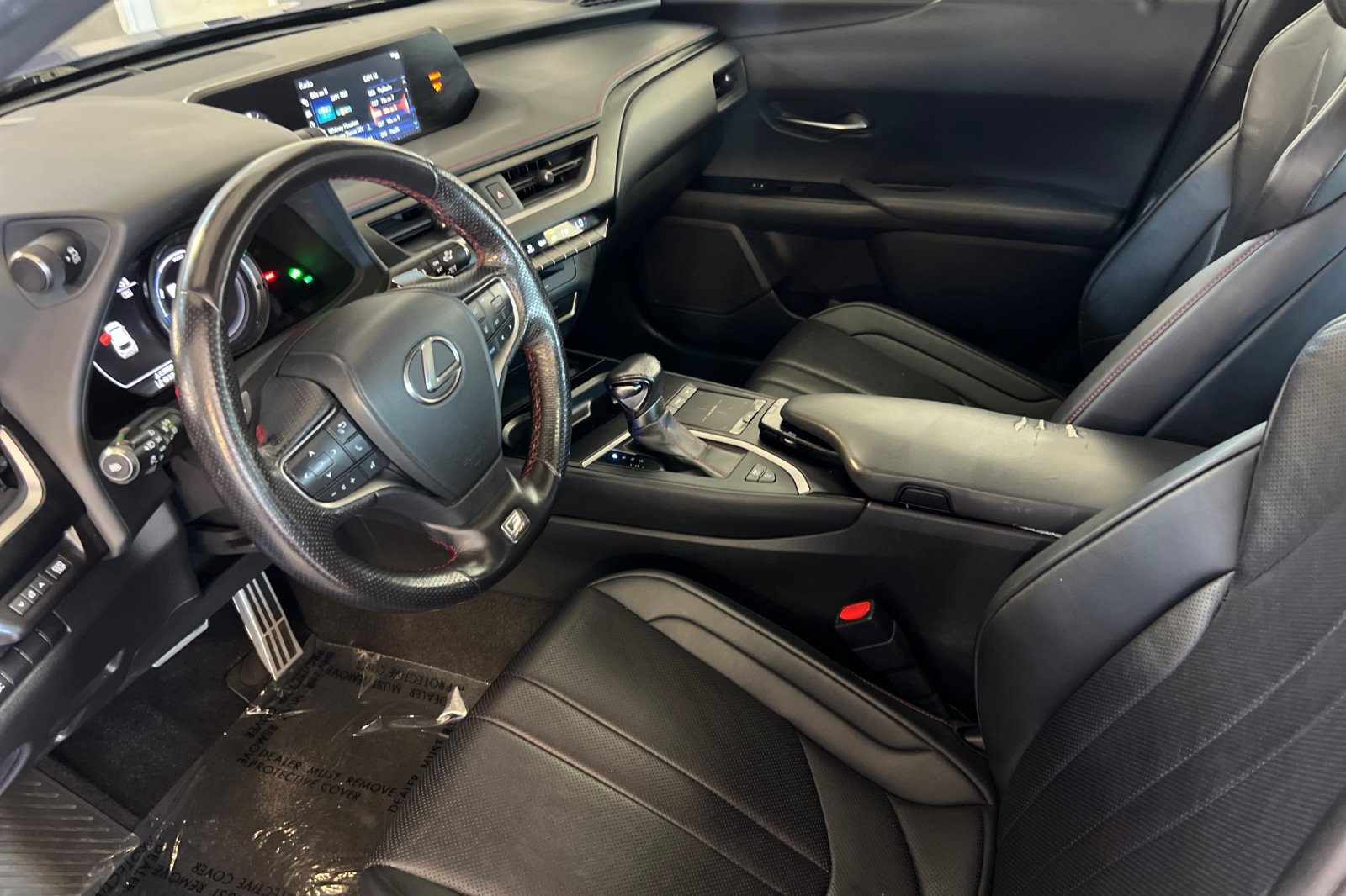 Used 2019 Lexus UX 250h F Sport w/ F Sport Premium Package AWD/4WD image 4