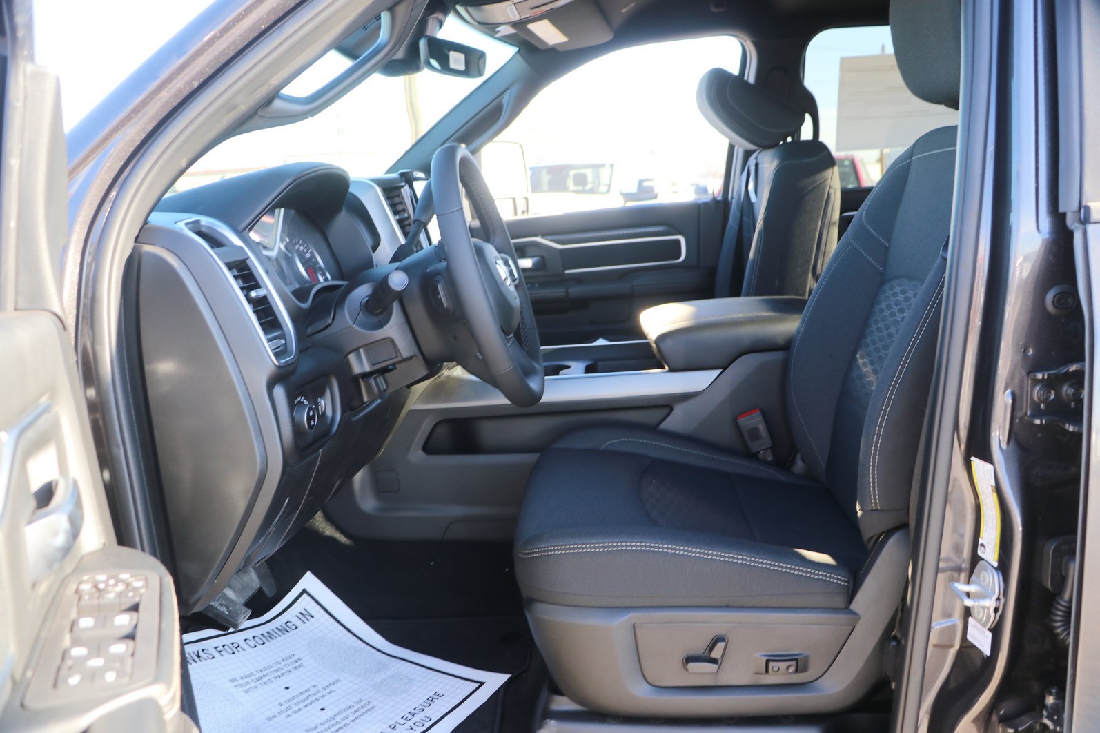 New 2026 RAM 2500 Big Horn AWD/4WD image 11