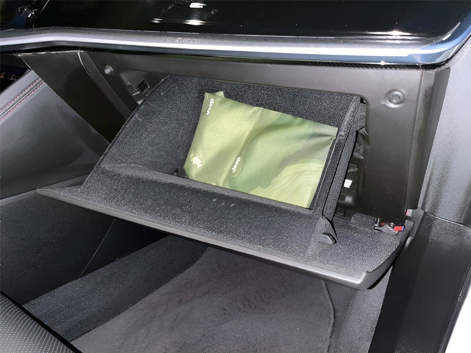 Used 2025 Jeep Wagoneer S Limited image 28