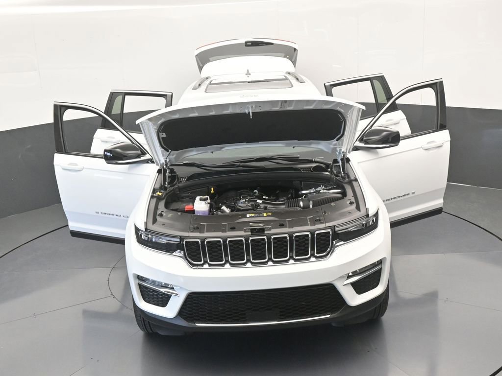 Used 2025 Jeep Grand Cherokee Limited image 66