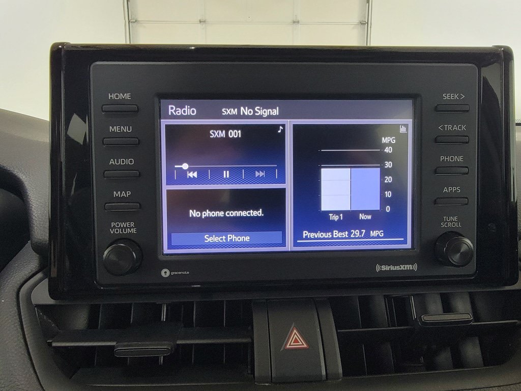 Used 2022 Toyota RAV4 XLE w/ Convenience Package FWD image 20