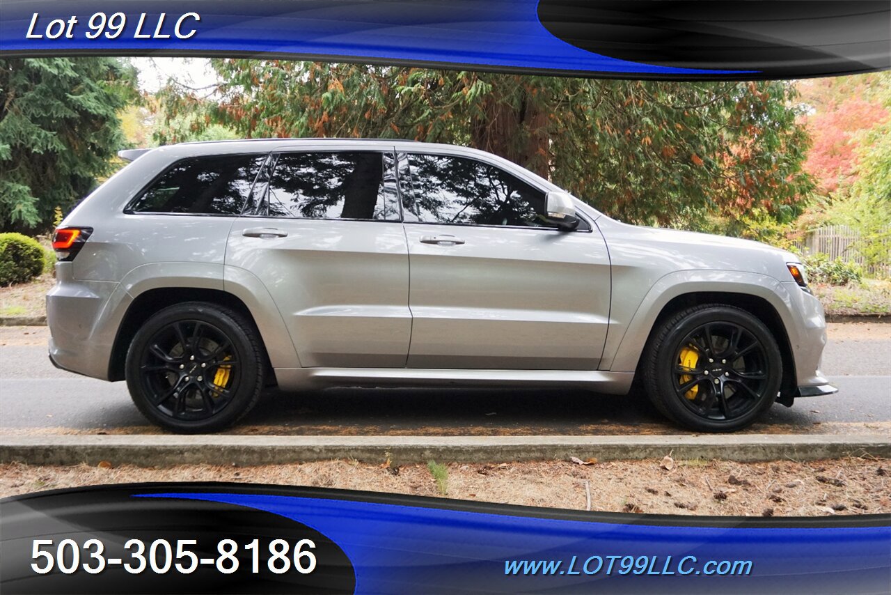 Used 2017 Jeep Grand Cherokee SRT image 8