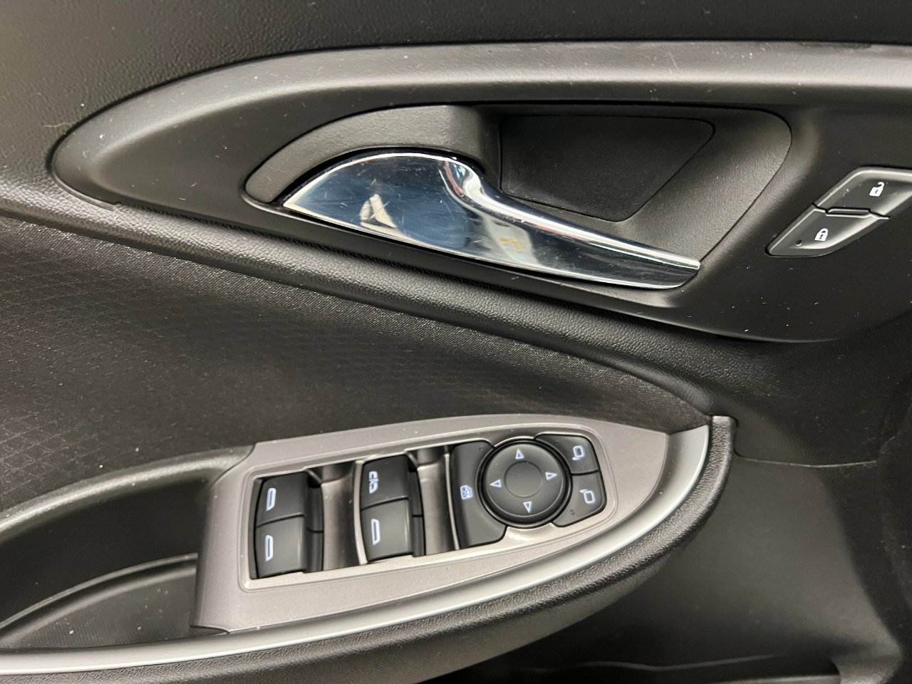 Used 2023 Chevrolet Malibu LT w/ Driver Confidence Package image 29