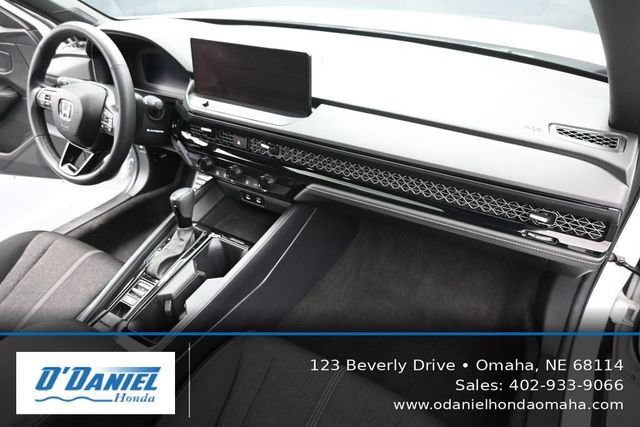 Used 2023 Honda Accord Sport image 40