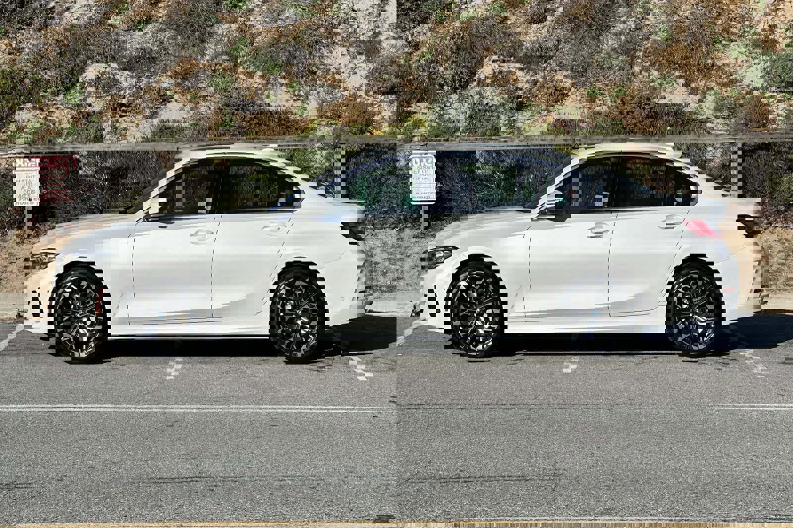 Used 2025 BMW 330i Sedan image 9