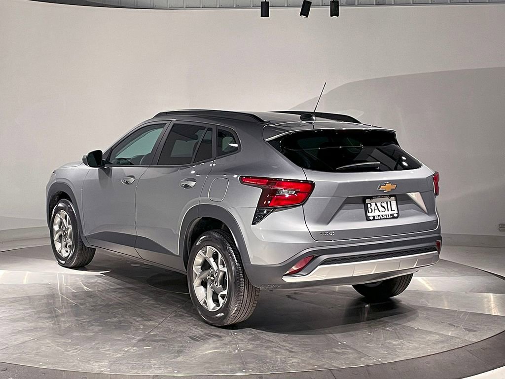 Used 2024 Chevrolet Trax LT image 13