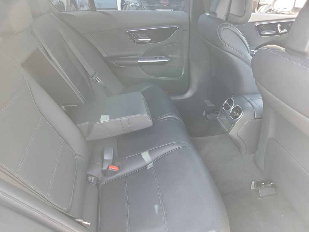 Used 2023 Mercedes-Benz C 300 Sedan image 24