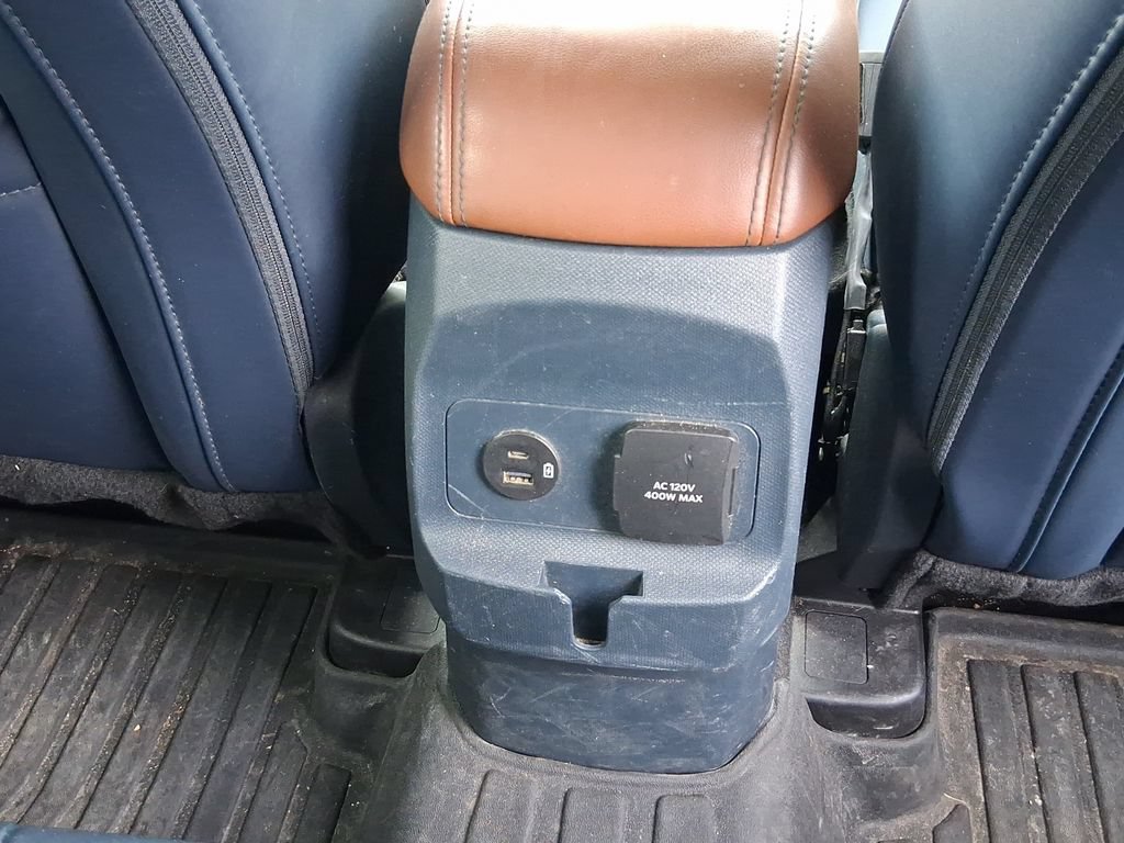 Used 2024 Ford Maverick Lariat w/ FX4 Off-Road Package AWD/4WD image 12